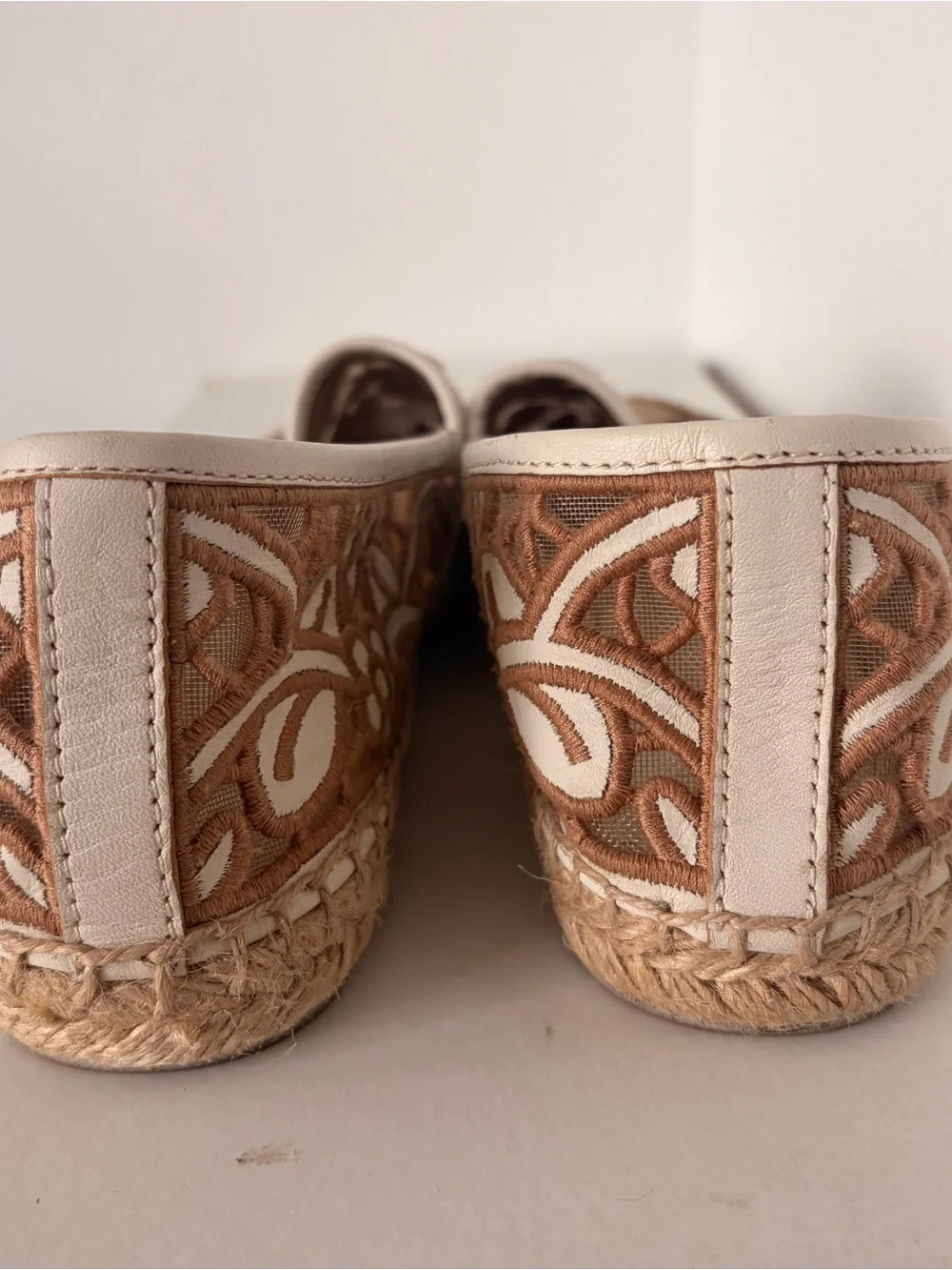 TORY BURCH Rhea Lace Espadrilles Size10